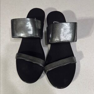 Onex Black & Silver Sparkle Rory Variation Wedge Low Heel Slide Sandal Size 9